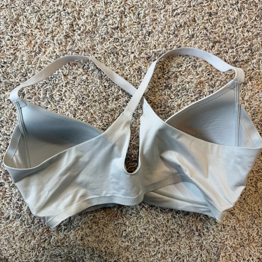 Aerie Sunnie Wireless Comfort Bra Size 34DD Platinum Silver - Picture 4 of 7